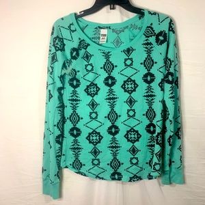 VS PINK long sleeve Aztec print medium